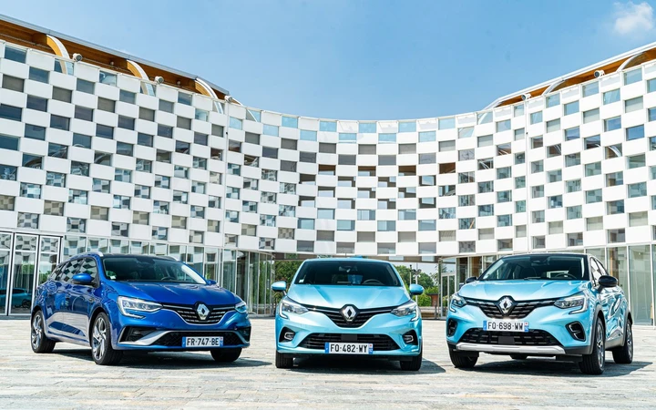 Renault Clio, Captur e Megane E-Tech: immagini ufficiali