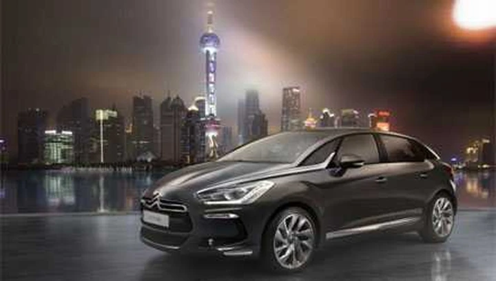 Citroen DS5, foto e informazioni ufficiali in attesa di Francoforte 2011