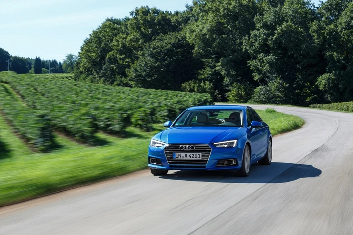Nuova Audi A4 2016: prezzi da 33.800 euro