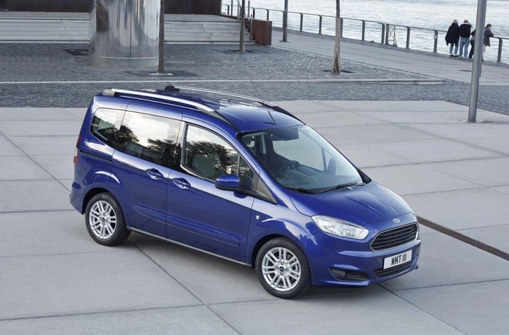 Nuovo Ford Tourneo Courier 2014