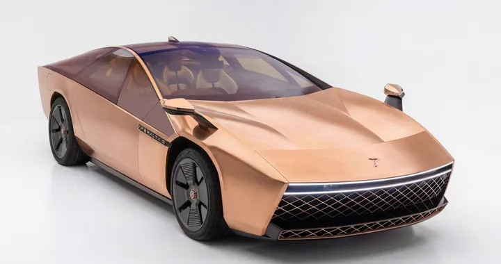 Giugiaro firma la Peralta D: una Maserati rivestita in rame