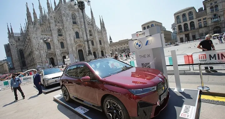 Bmw iX: il SUV elettrico al Milano Monza Motor Show