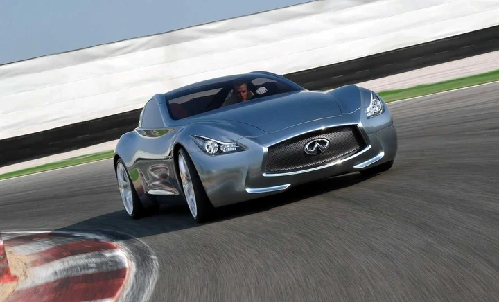 Infiniti: la supercar può attendere