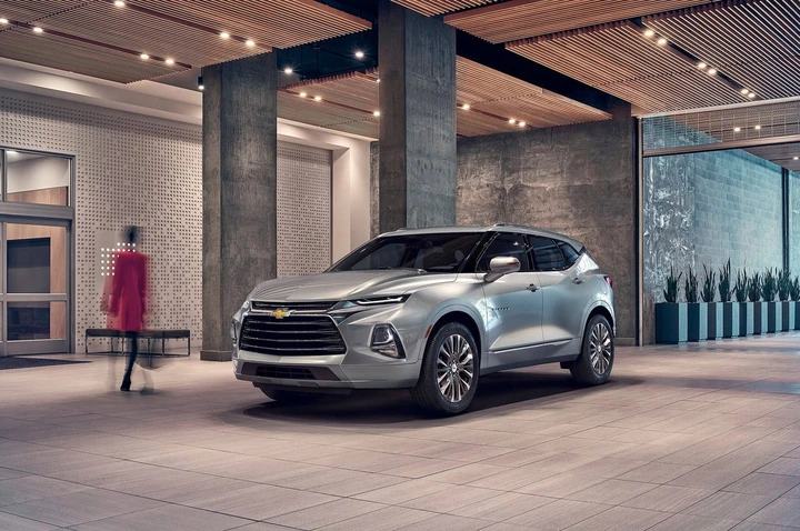 Chevrolet Blazer 2019: immagini ufficiali