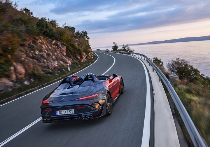 Mercedes-AMG PureSpeed: speedster di lusso con prestazioni da brivido