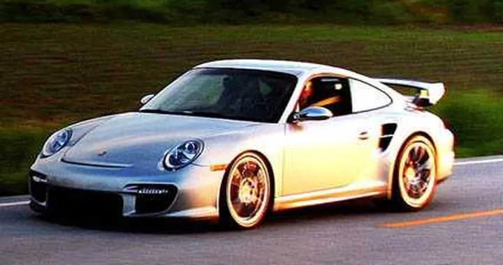 Porsche 911 GT2 RS by Switzer: 911 CV!