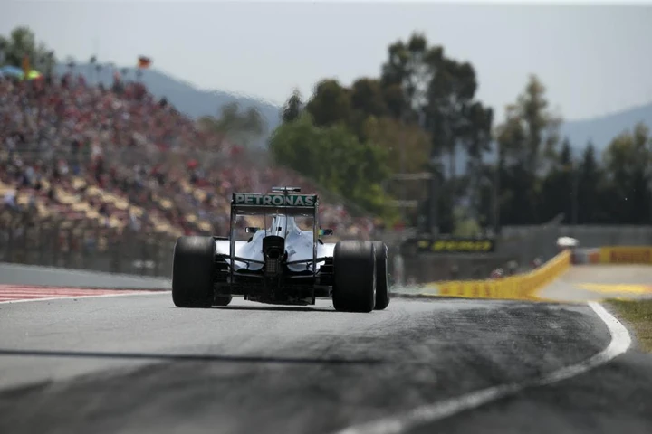 GP Spagna: vince Hamilton, male le Ferrari