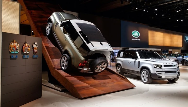 Land Rover Defender 2020: il debutto a Francoforte