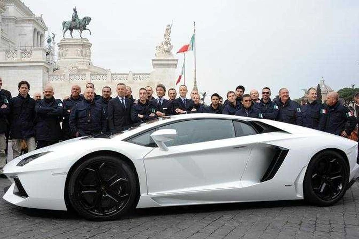 Lamborghini Aventador a Roma