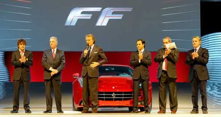 Maranello spiega la nuova Ferrari FF