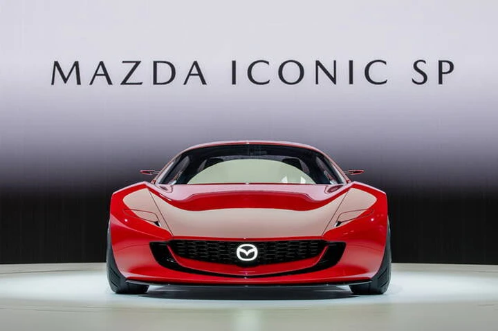 Mazda rivoluziona il futuro: RX-9 ibrida e MX-5 quinta generazione nel 2027
