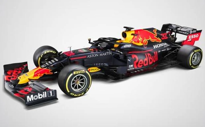 Red Bull RB16: immagini ufficiali