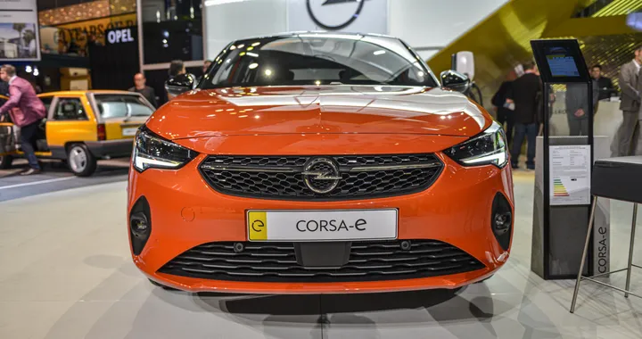 Opel, la strategia di elettrificazione svelata a Francoforte