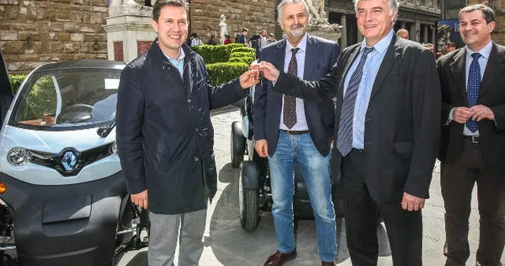 Renault: 70 vetture elettriche per il Comune di Firenze