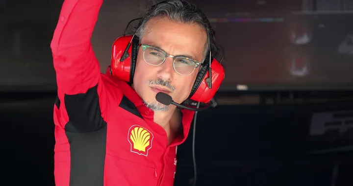 F1: Laurent Mekies saluta la Ferrari