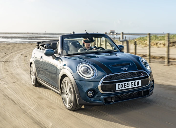 Mini Cabrio: la 