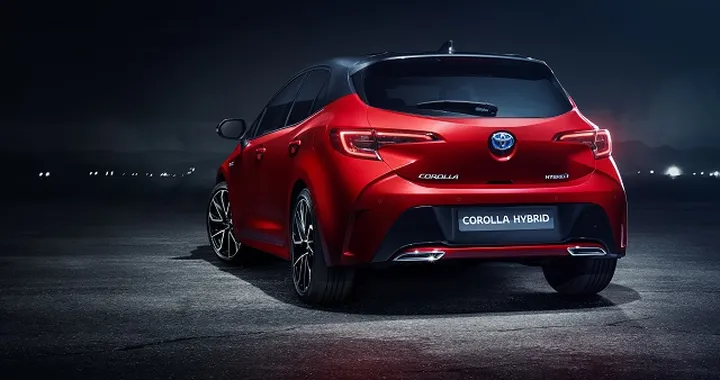 Toyota: addio Auris, in Europa torna la Corolla