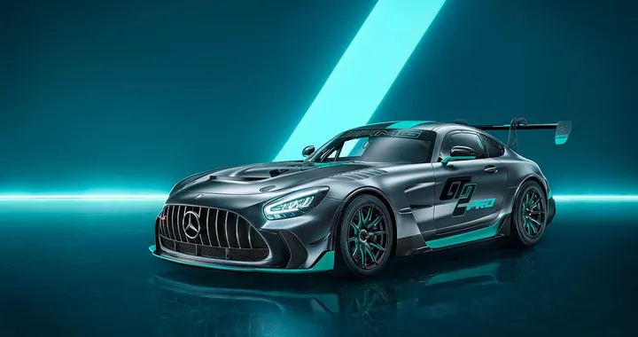 Mercedes-AMG GT2 Pro: debutta la nuova vettura da corsa per i track day [FOTO]