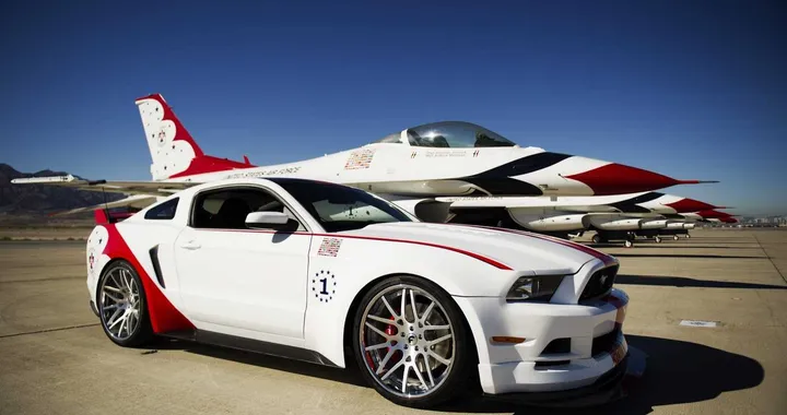 Ford: all’asta la Mustang U.S. Air Force Thunderbirds