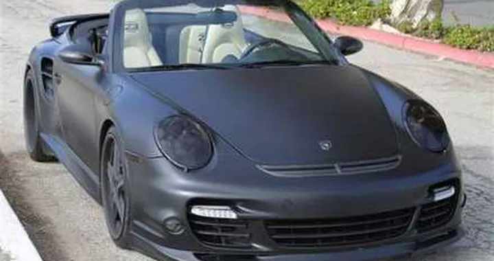 La Porsche di Beckham all'asta per 217.000 dollari