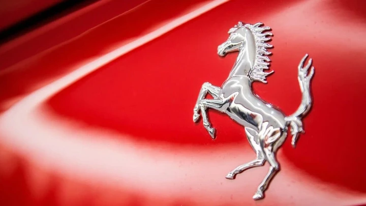 Ferrari guida la classifica della reputazione aziendale 2025