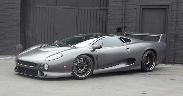 Jaguar XJ 220 S: all’asta in Arizona