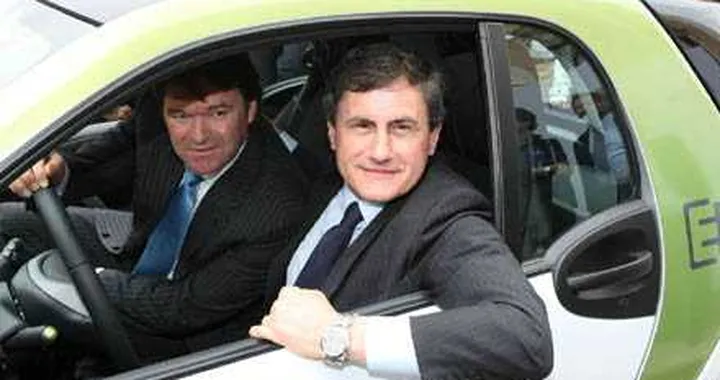 Smart elettrica al sindaco di Roma Alemanno