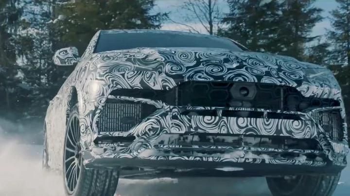 Lamborghini Urus: video teaser sulla neve