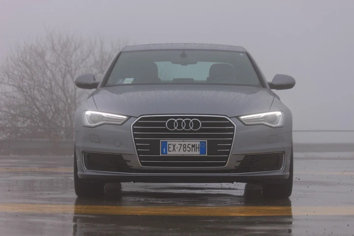 Audi A6 2.0 TDI ultra S tronic: la prova su strada