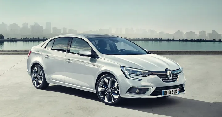Renault Megane Sedan, debutta la berlina compatta