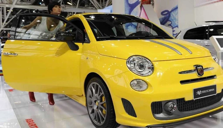 Abarth 695 Tributo Ferrari: a Bologna si veste di giallo