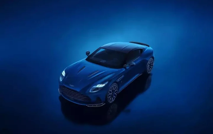 Aston Martin prepara una nuova piattaforma: V12 salvo e mild hybrid in arrivo