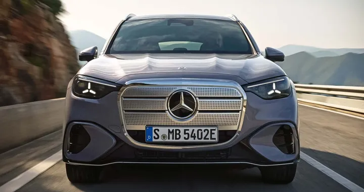 Mercedes-AMG GLC elettrica: con oltre 900 CV sfida la Porsche Cayenne