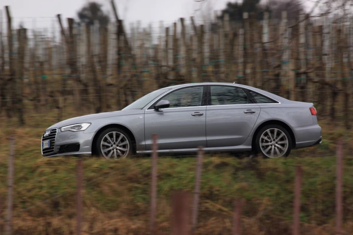 Audi A6 2.0 TDI ultra S tronic: la prova su strada