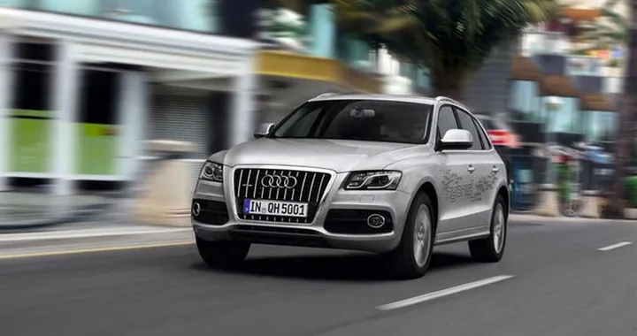 Audi Q5 Hybrid quattro Advanced e Advanced Plus