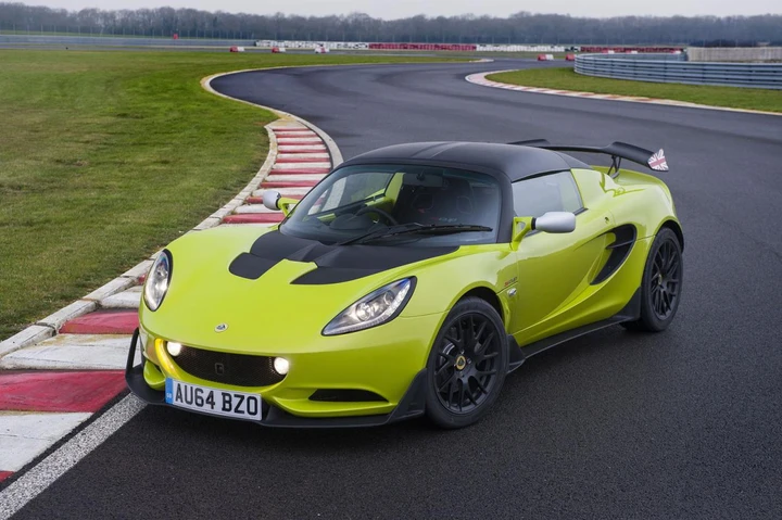 Lotus Elise S Cup: da guidare con i guanti