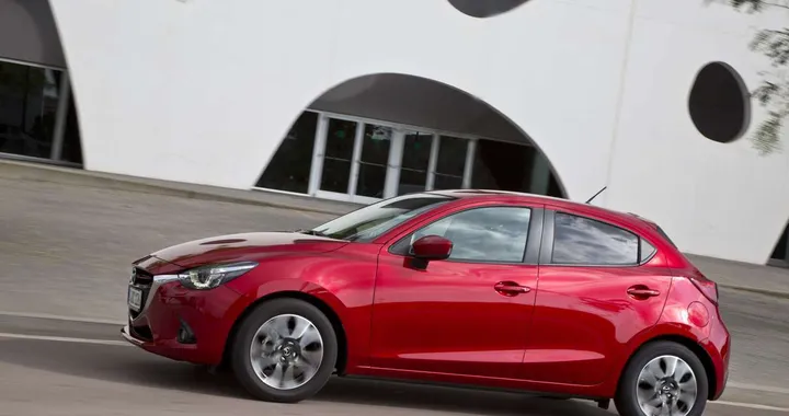 Nuova Mazda2 2015: primo contatto in anteprima