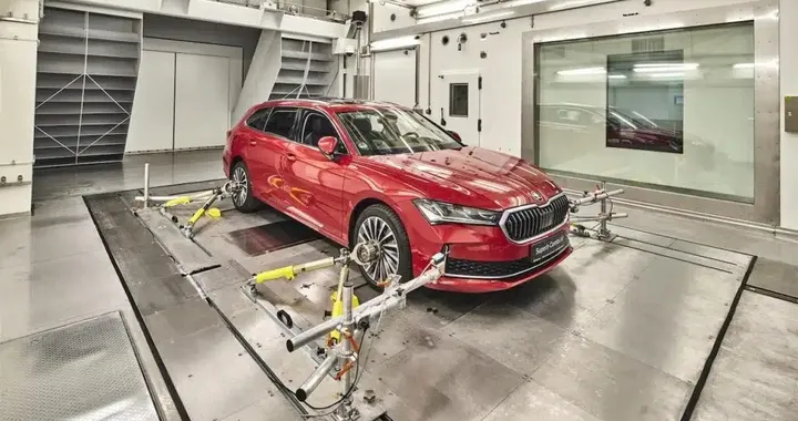 Skoda: inaugurato un centro di simulazione all'avanguardia a Mlada Boleslav
