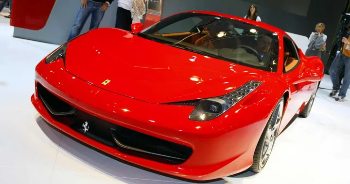 Fiat: investire in Chrysler vendendo Ferrari