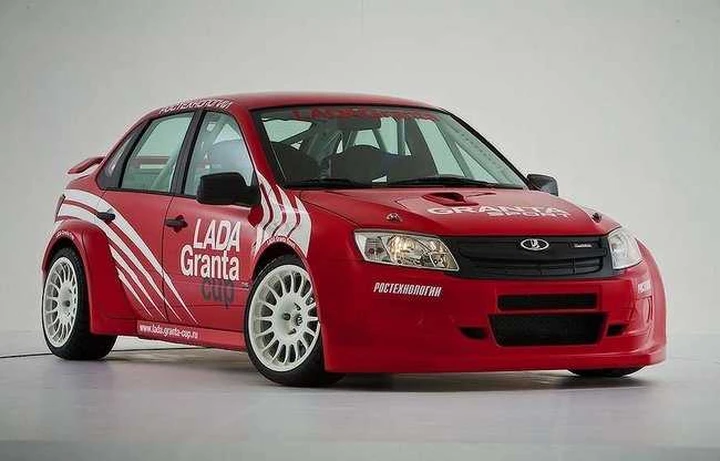Lada: ritorno al WTCC con la Granta Sport