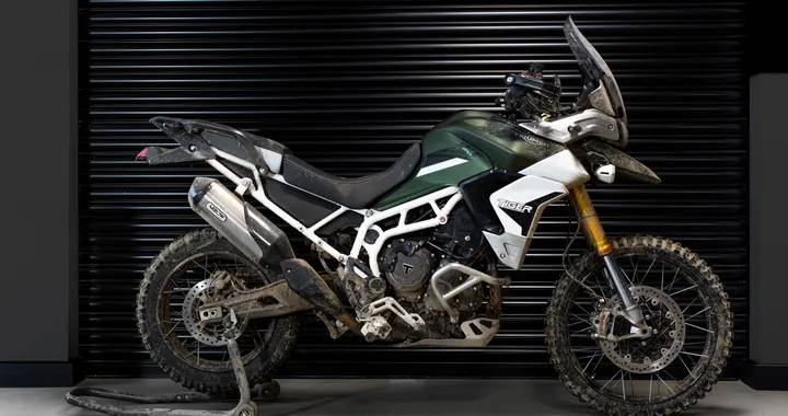 Triumph e James Bond: partnership per il nuovo film