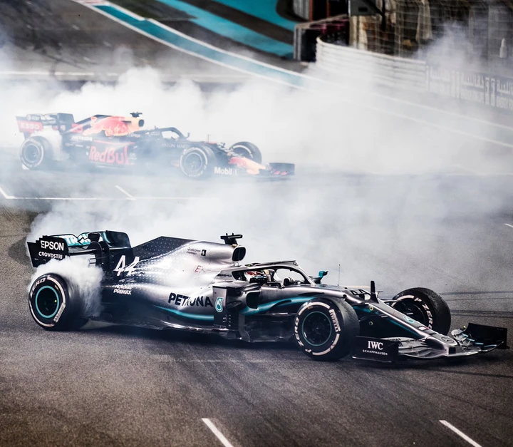 F1 Gran Premio di Abu Dhabi: Hamilton chiude da re!