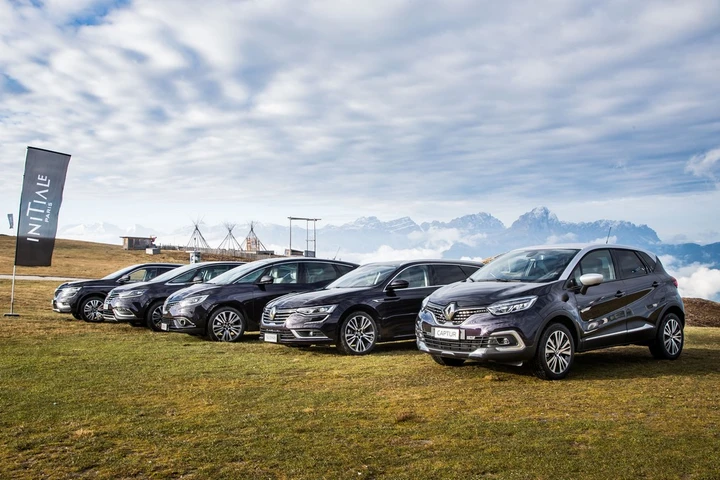 Renault presenta la gamma Initiale Paris: prezzi da 25.100 euro