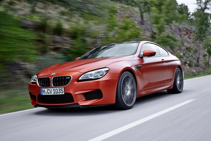 Nuova Bmw M6 Coupé: immagini ufficiali