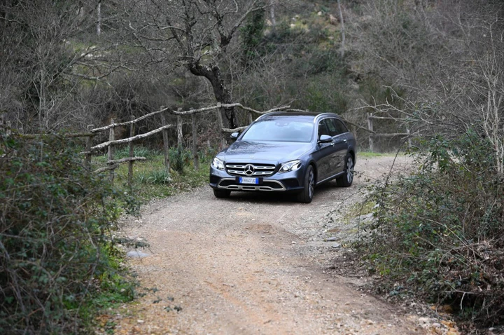 Mercedes nuova tecnologia CASE: immagini ufficiali