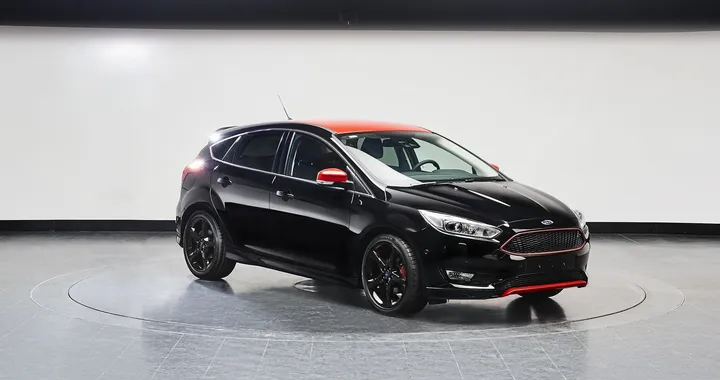 Ford Focus Black e Red Edition: nuove serie speciali