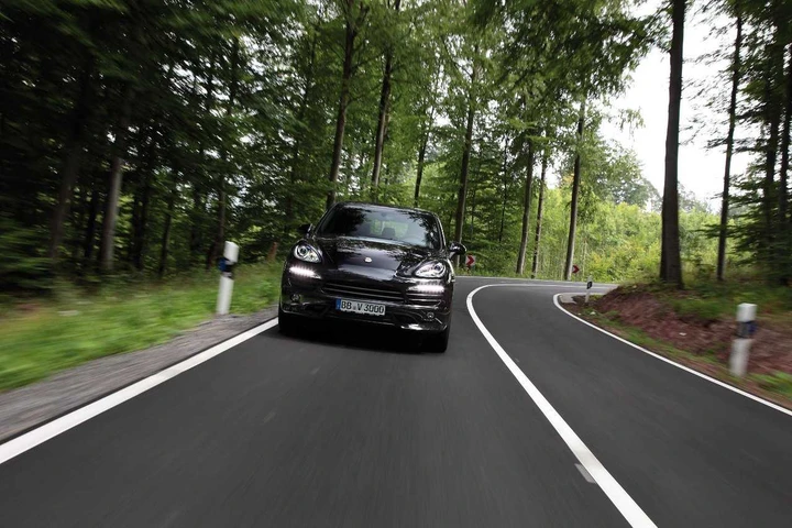 Porsche Cayenne Aerodynamic Kit 1 by Techart