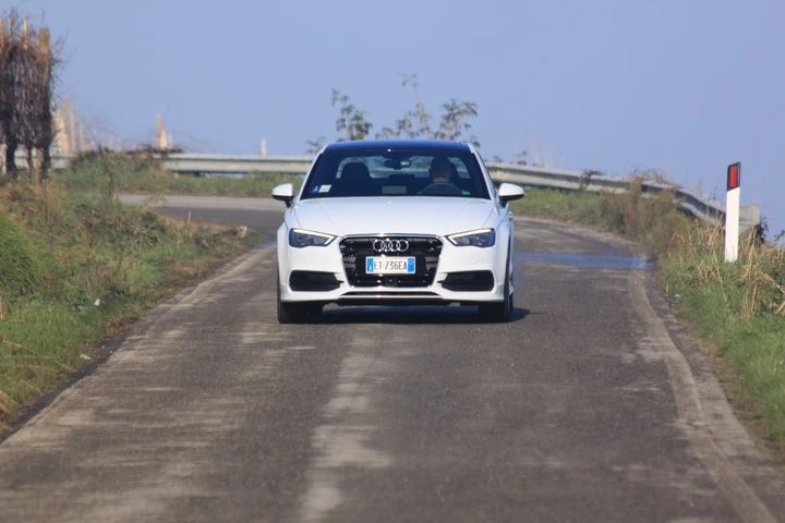 Audi A3 Sedan 2.0 TDI Ambition, la prova su strada