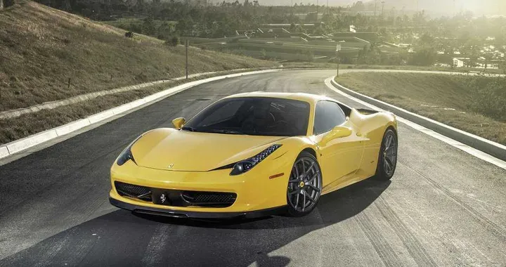 Ferrari 458 Italia by Vorsteiner