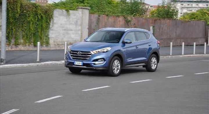 Hyundai Tucson 1.7 CRDi XPossible, prova su strada